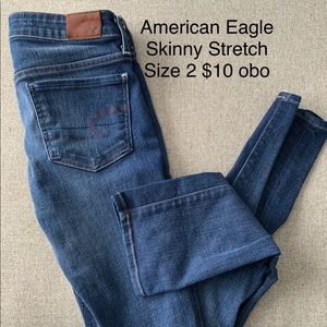 Large lot of women’s/junior sized jeans!